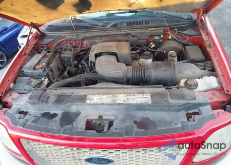 2001 Ford F-150 King Ranch Edition/Lariat/Xlt from USA, damaged, VIN 1FTRW08L71KF48295